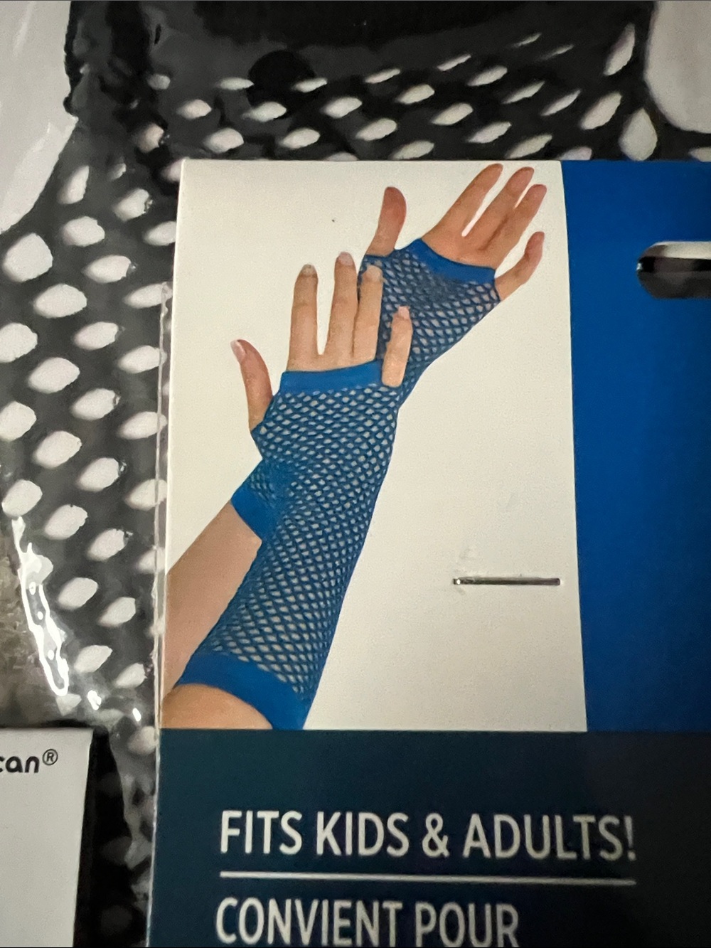 Fingerless and fishnet gloves - Picture 4 of 4